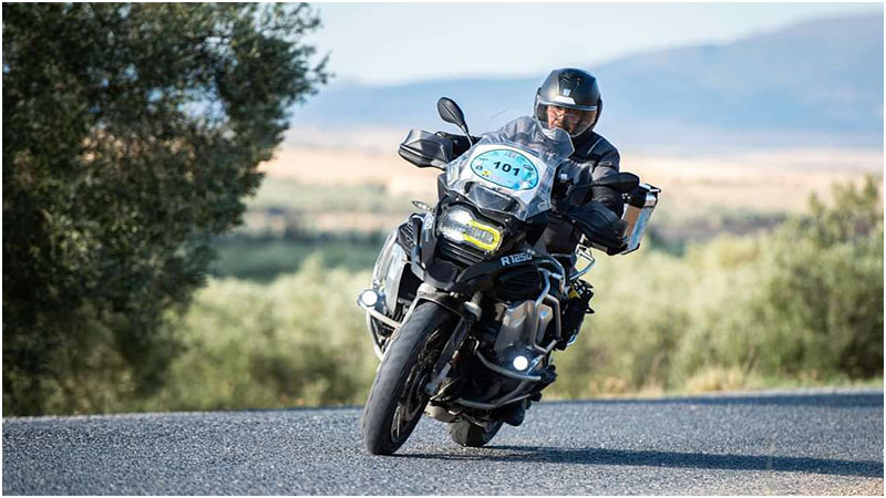 فرض رخص السياقة لسائقي الدراجات النارية بداية من هذا التاريخ فرض رخص السياقة لسائقي الدراجات النارية بداية من هذا التاريخ