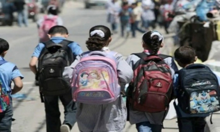 وزارة التربية: ممنوع ترويج وبيع الازياء المدرسية في المؤسسات التربوية