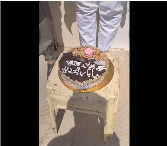 مستشفى الملك سلمان بالقيروان/ مواطنون يحييون ذكرى مرور سنة على تشييد “الباب الحديدي” (فيديو)