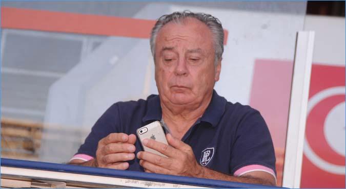 وفاة المدرب السابق للمنتخب بارتران مارشان