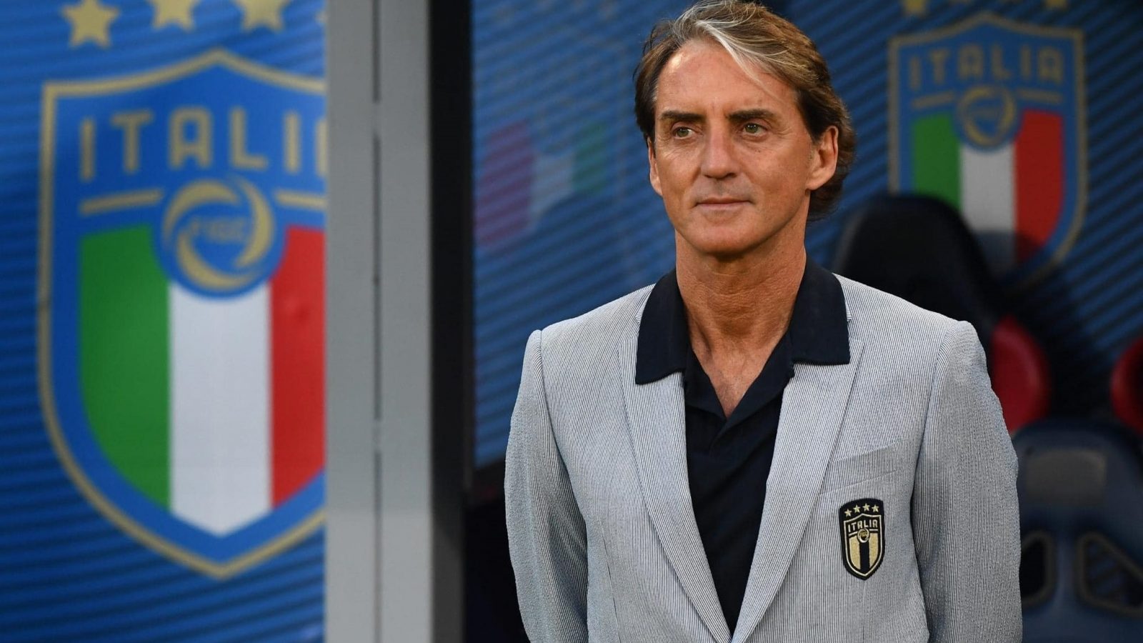 مانشيني يستقيل من تدريب منتخب إيطاليا