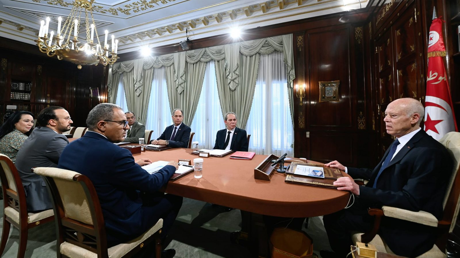 إصلاح التعليم في اجتماع لسعيد بعدد من الوزراء