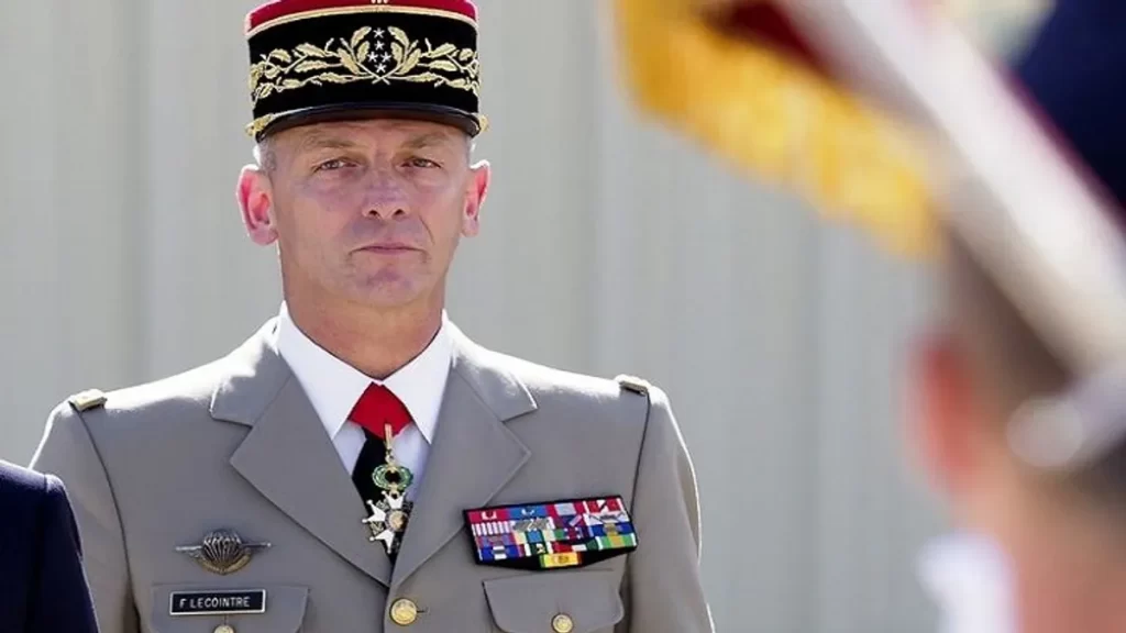 قائد الجيش الفرنسي