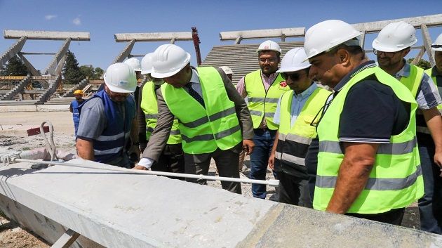 دقيش يعاين تقدم أشغال إعادة تهيئة ملعب المنزه (صور)