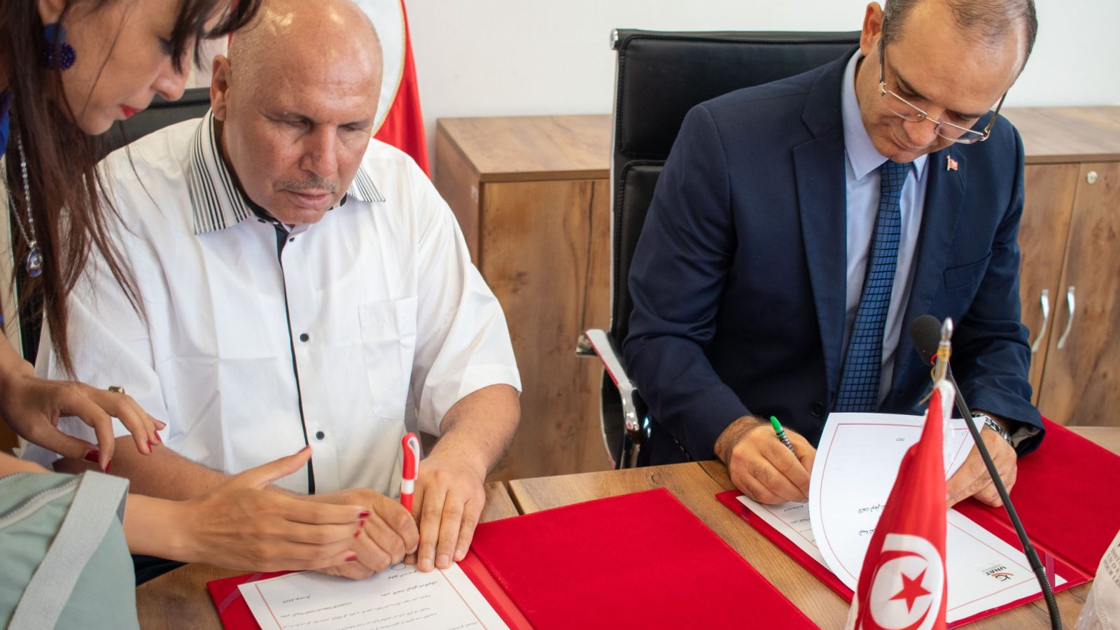 اتفاقية شراكة بين هيئة الانتخابات واتحاد المكفوفين