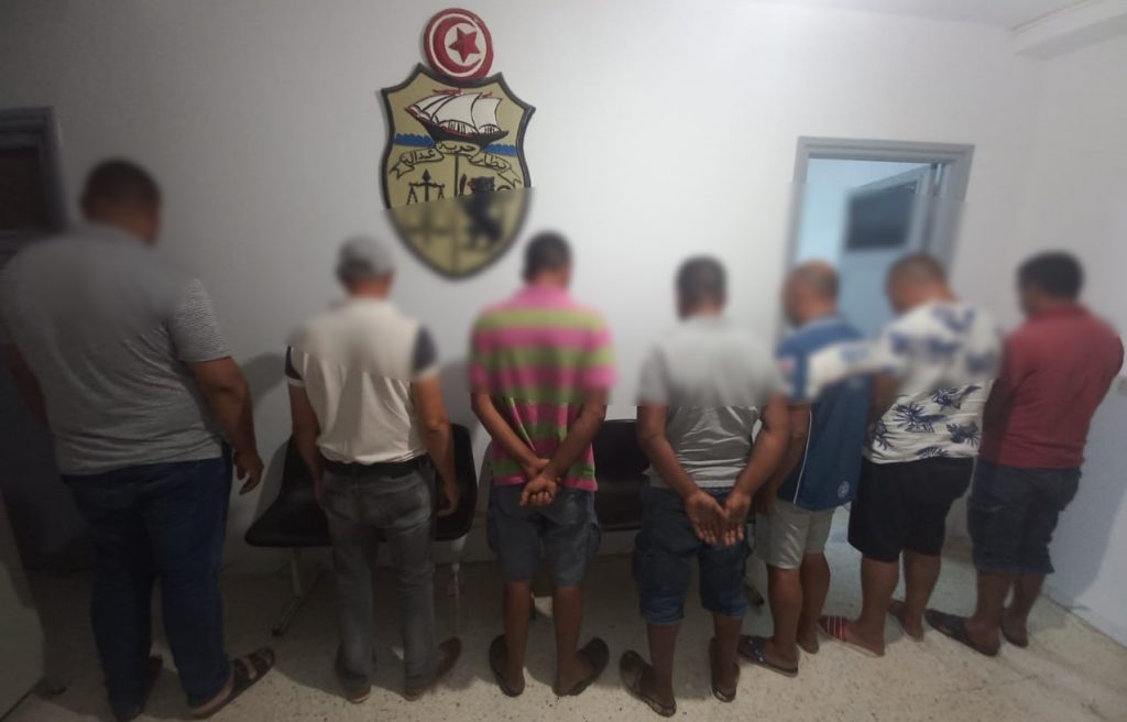 التنقيب عن الآثار