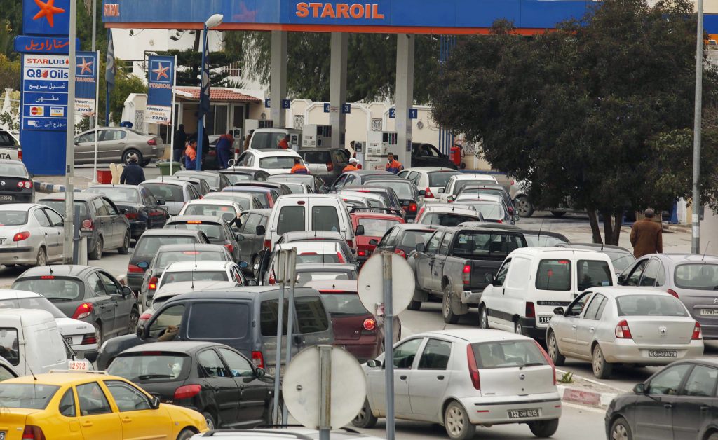 محطات التزويد بالوقود بلا وقود