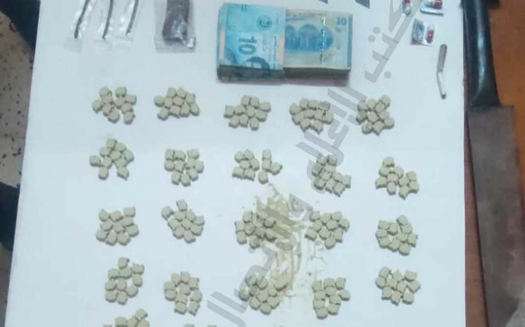 سوسة/ أقراص مخدرة و”زطلة” بمنزل أحد مروّجي المخدّرات!!