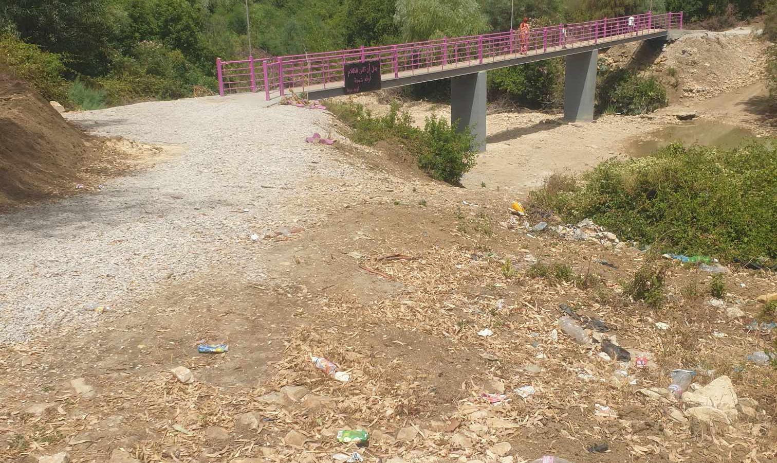 العودة المدرسية/ كريم عرفة ينهي بناء جسر بنفزة لمساعدة تلاميذ المناطق النائية (تفاصيل لـ”تونس الان”) العودة المدرسية/ كريم عرفة ينهي بناء جسر بنفزة لمساعدة تلاميذ المناطق النائية (تفاصيل لـ”تونس الان”)