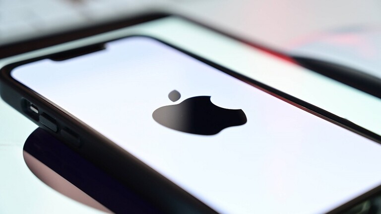 iOS الجديد يضيف مزايا خارقة لهواتف آيفون (فيديو)