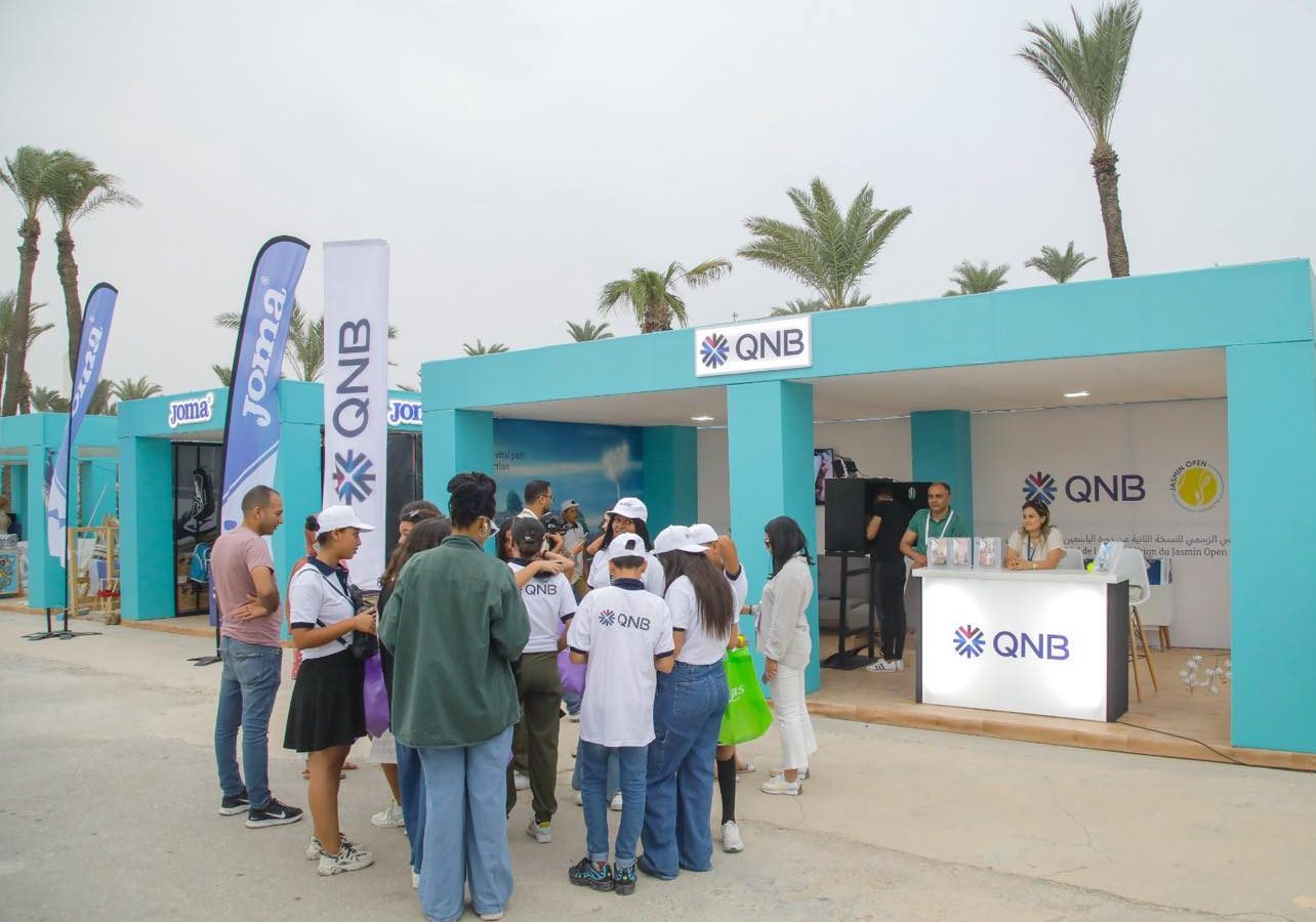 QNB ينظم زيارة لأطفال قرية أكودة لحضور بطولة الياسمين المفتوحة بالمنستير