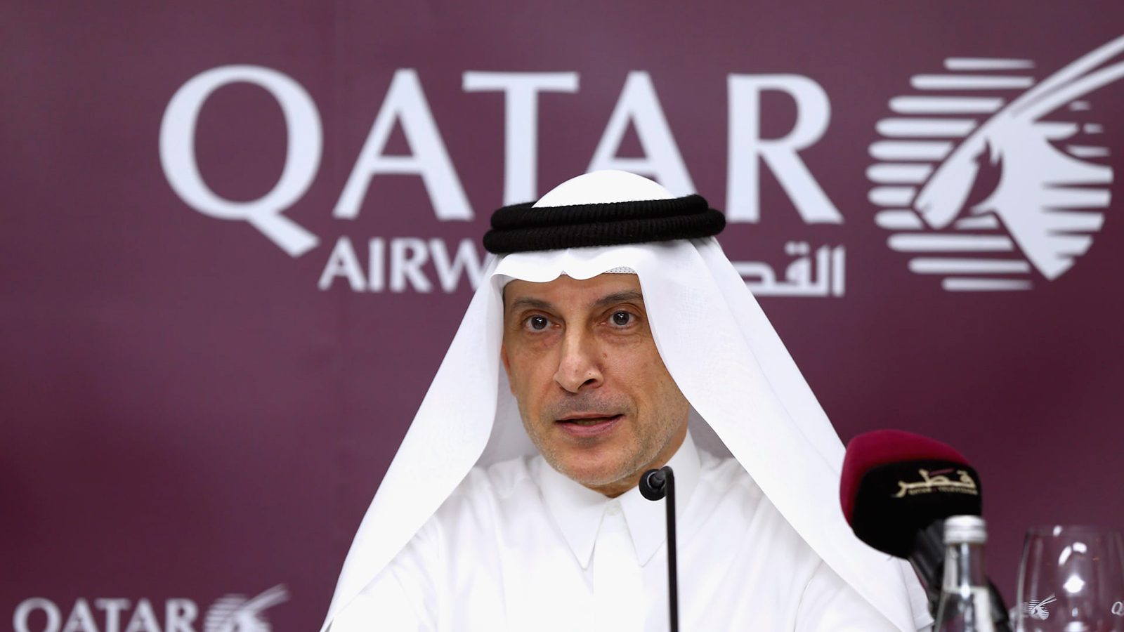 استقالة صانع نهضة الخطوط القطرية