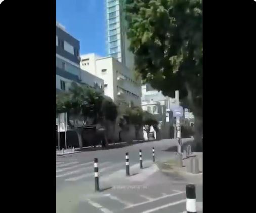 شاهد كيف بدت شوارع تل ابيب تزامنا مع عملية “طوفان الاقصى”