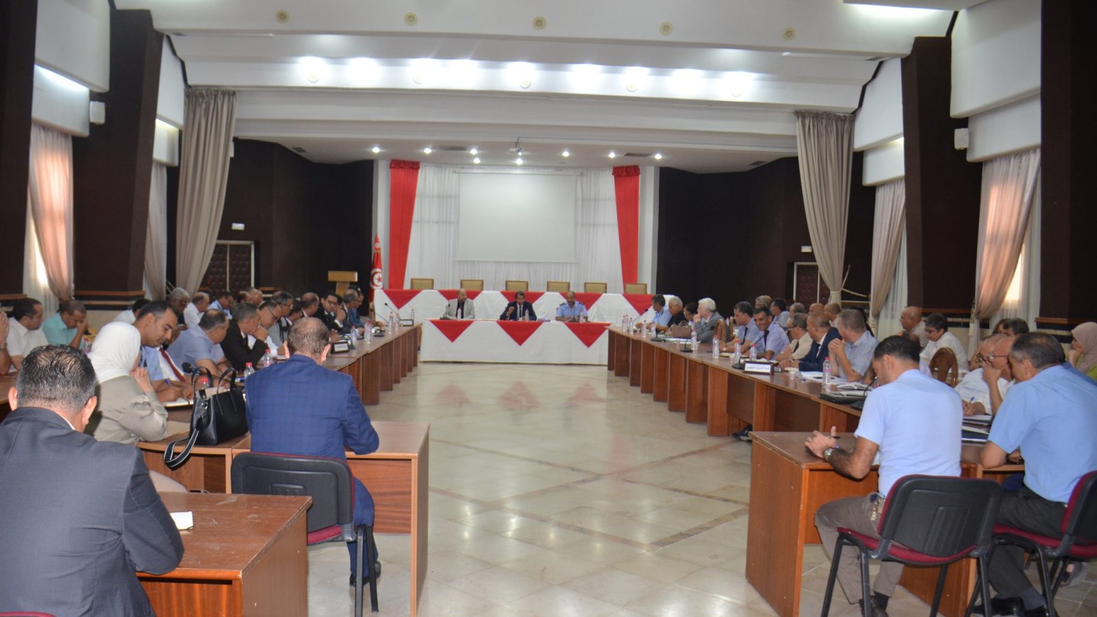 سوسة/ الحماية المدنية تطلب قائمة في البنايات المتداعية للسقوط