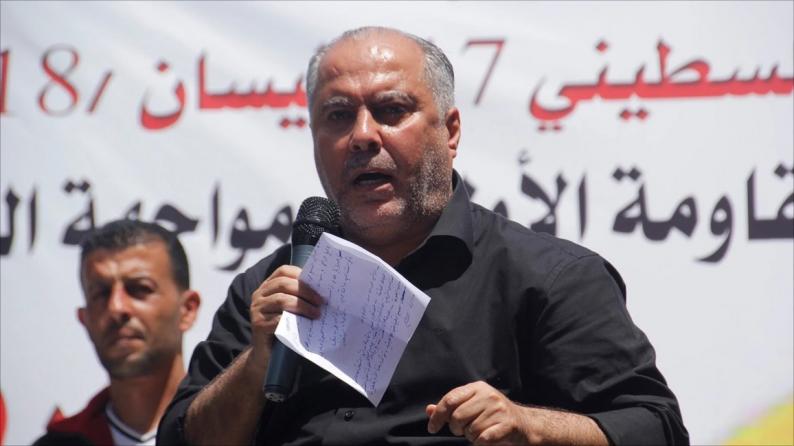 قيادي بـ”فتح” يدعو عباس لسحب الاعتراف بإسرائيل وتشكيل قيادة وطنية موحدة قيادي بـ”فتح” يدعو عباس لسحب الاعتراف بإسرائيل وتشكيل قيادة وطنية موحدة