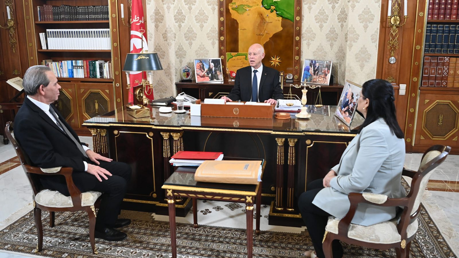 سعيّد: قانون المالية 2024 محور لقاء سعيّد بالحشاني ونمصية