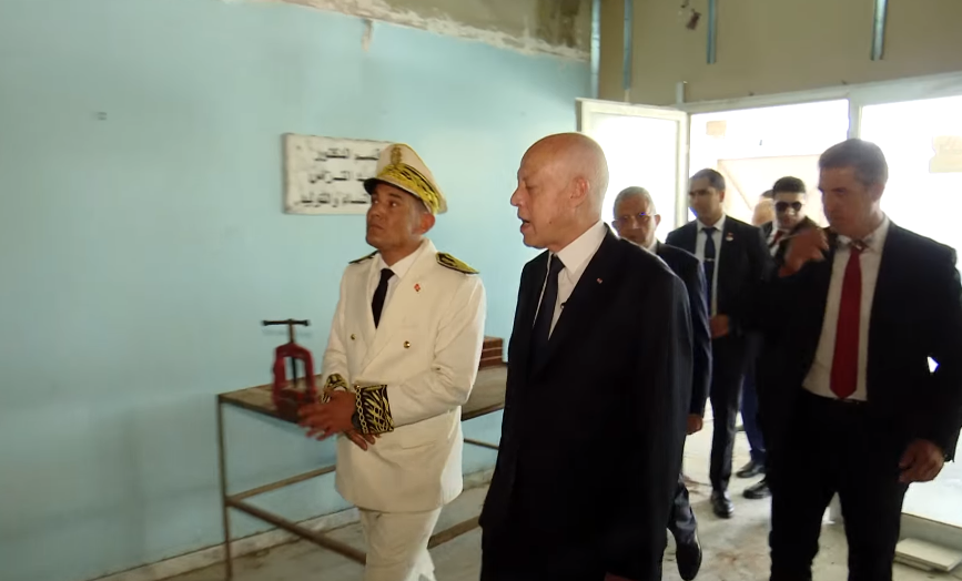 فيديو/ سعيّد: جهات متواطئة وراء تعطّل الأشغال بمستشفى الحبيب بوقطفة