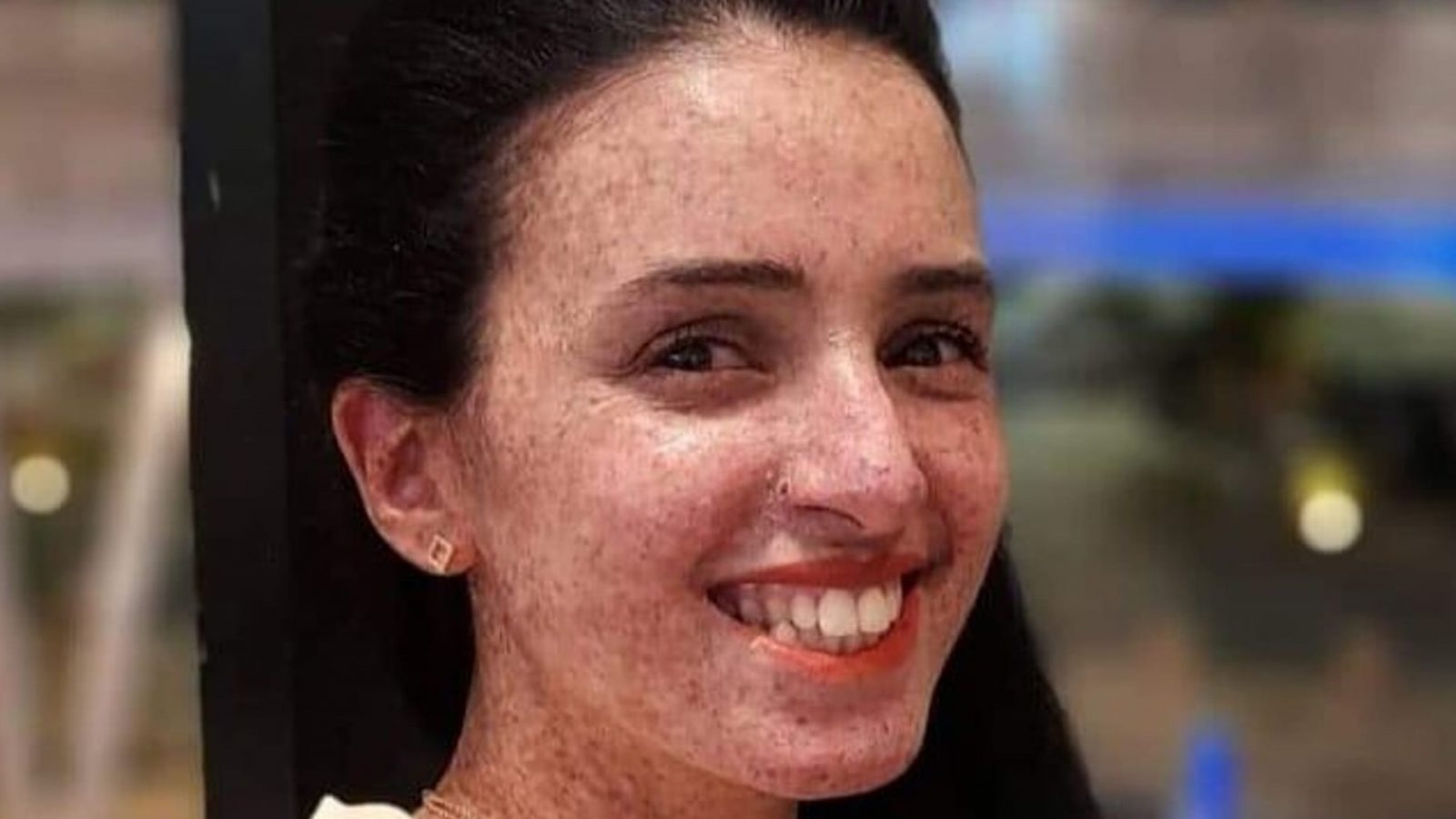 أوّل طفلة قمر تحصل على الدكتوراه في العالم/ وفاة التونسية لمياء الحكيم