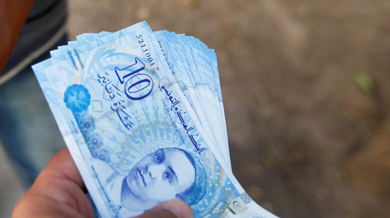 رسمي.. الترفيع في اجور المعلمين والاساتذة النواب الى 1250 دينار رسمي.. الترفيع في اجور المعلمين والاساتذة النواب الى 1250 دينار