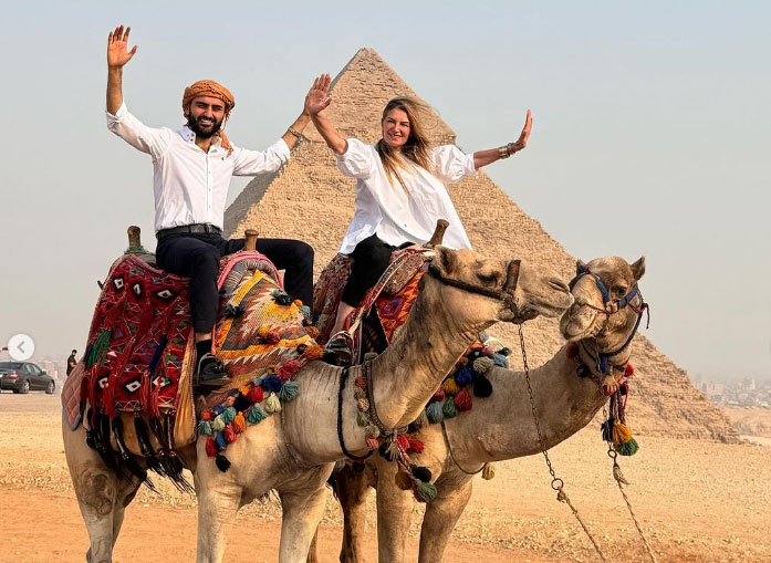 الشيف بوراك من الأهرامات: “أنا أحبّ مصر”.. (صور) الشيف بوراك من الأهرامات: “أنا أحبّ مصر”.. (صور)