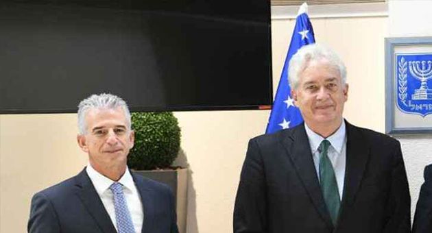 رئيس جهاز “الموساد” ومدير الاستخبارات الامريكية في قطر رئيس جهاز “الموساد” ومدير الاستخبارات الامريكية في قطر