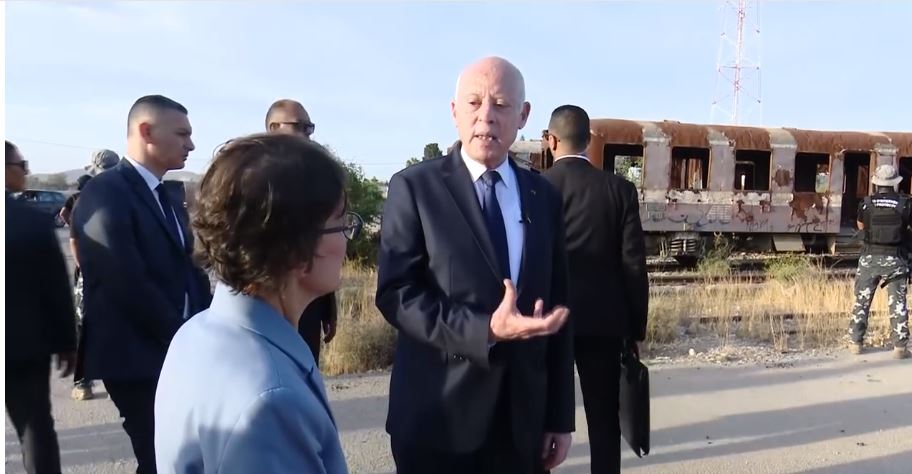 رئيس الدولة: يستغلون مشروع تجريم التطبيع لغايات انتخابية