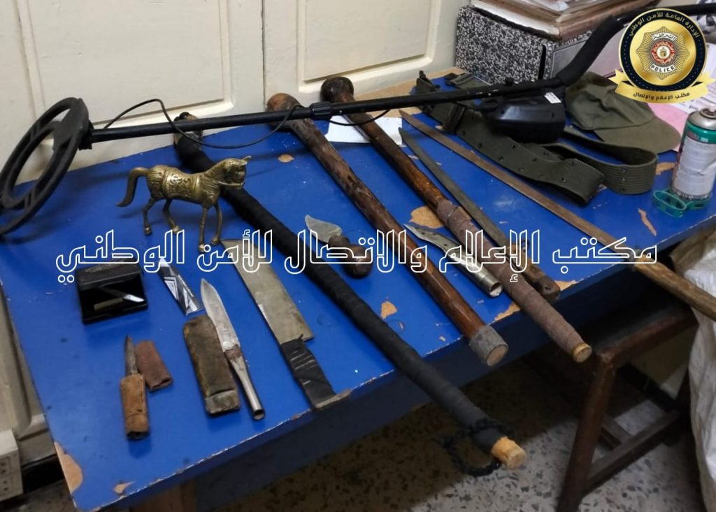 سوسة تفكيك عصابة صناعة الاسلحة البيضاء