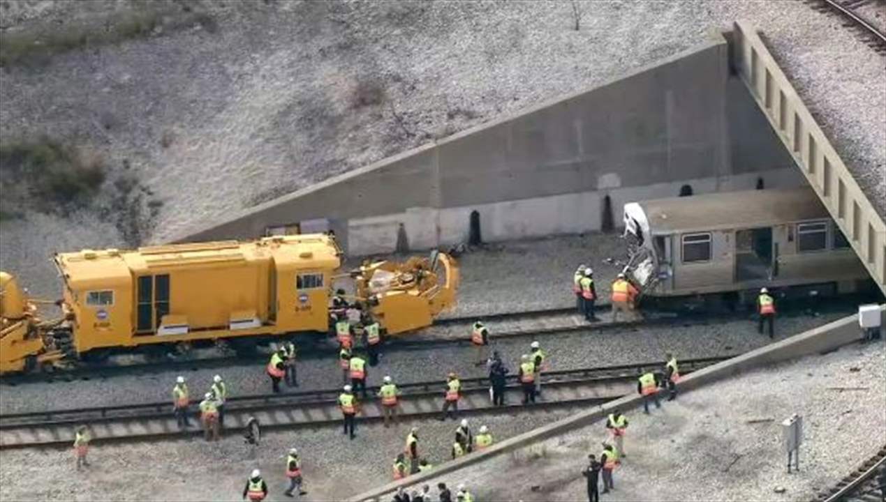 شيكاغو/ عشرات الجرحى جراء اصطدام قطار بكاسحة ثلوج