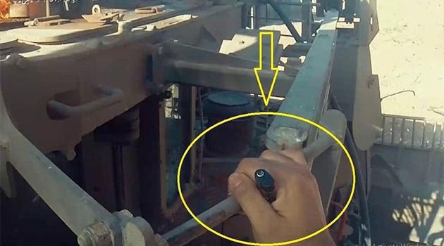 شاهد/ تدمير آليات عسكرية للاحتلال من المسافة صفر (فيديو)