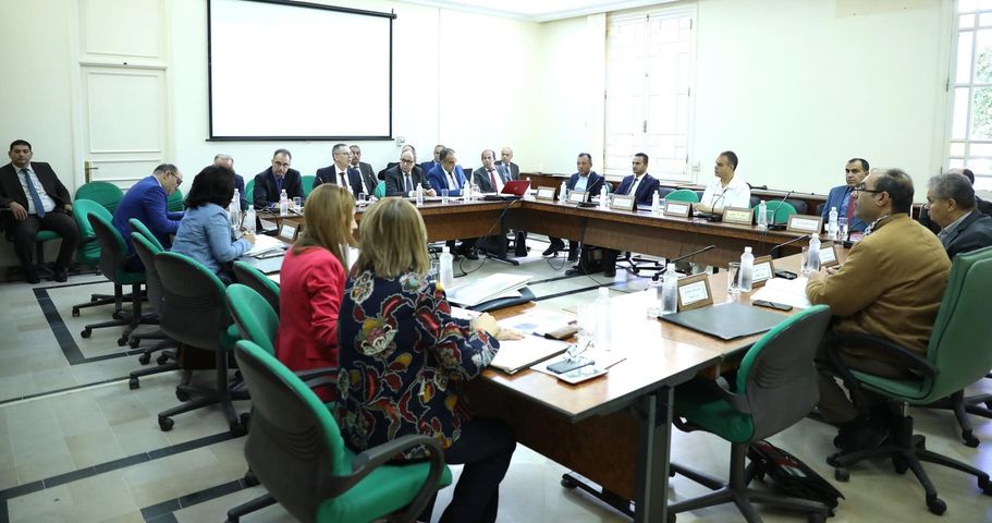 لجنة التشريع العام تستمع إلى وزير أملاك الدولة