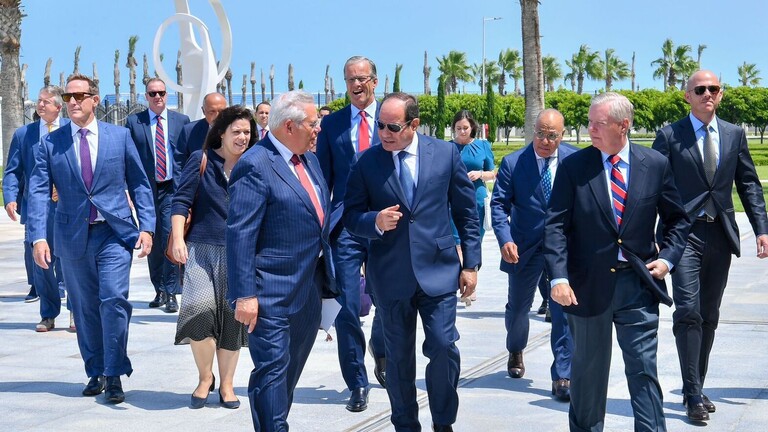 التهدئة والافراج عن المحتجزين.. وفد أمريكي يصل إلى القاهرة التهدئة والافراج عن المحتجزين.. وفد أمريكي يصل إلى القاهرة