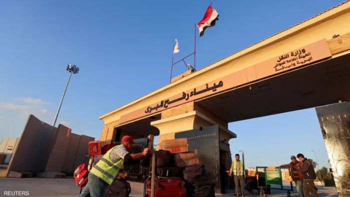 توقف الحركة في معبر رفح