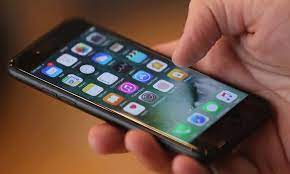 16 تطبيقًا شهيرًا على متجر جوجل يستنزف بطارية هاتفك