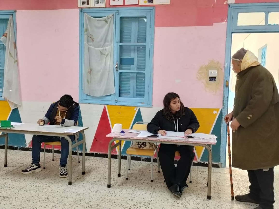 الانتخابات المحلية.. 5.18% نسبة الإقبال إلى حدود منتصف النهار