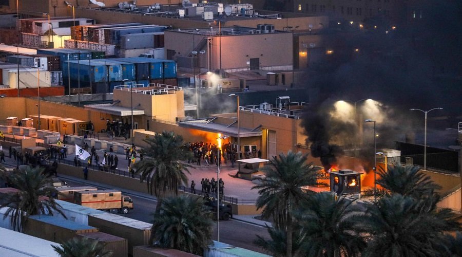 السفارة الأميركية ببغداد تؤكد تعرضها لهجوم صاروخي السفارة الأميركية ببغداد تؤكد تعرضها لهجوم صاروخي