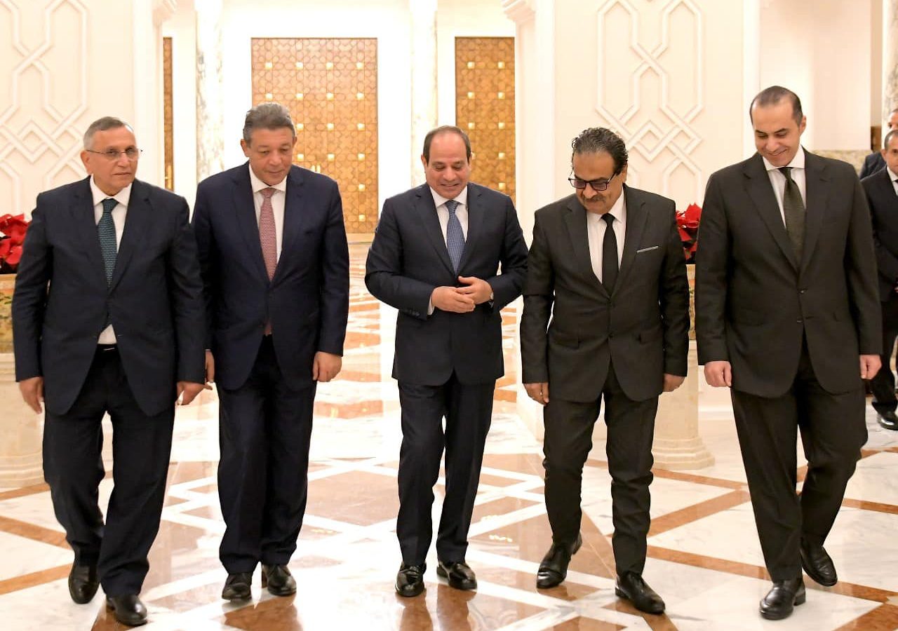 بعد فوزه .. السيسي يستقبل منافسيه في الانتخابات