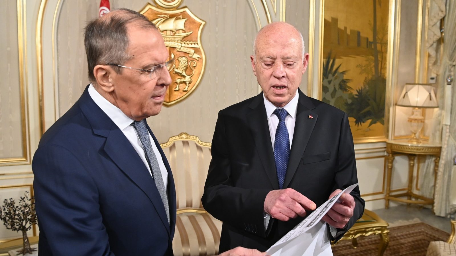 بوتين يرحب بإصلاحات تونس بوتين يرحب بإصلاحات تونس