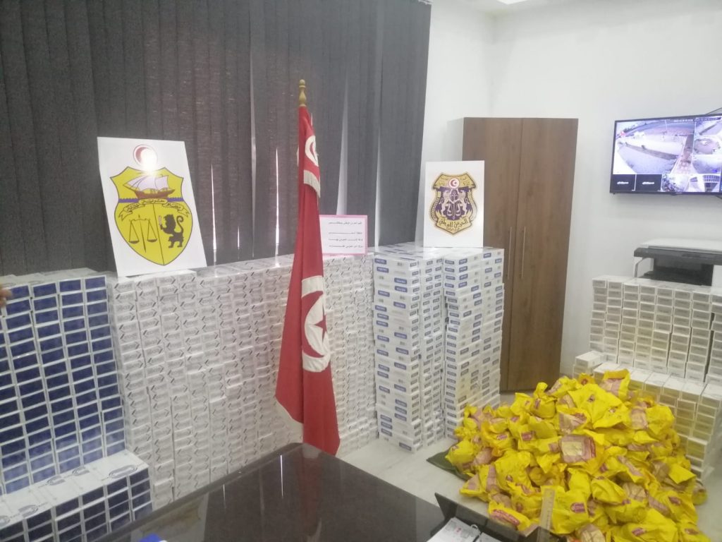 حجز بضائع مهربة بقيمة تجاوزت المليار