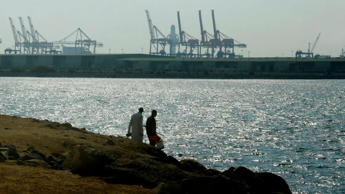 ردا على الحوثيـ..ين.. الفرقة “153” تستنفر بالبحر الأحمر