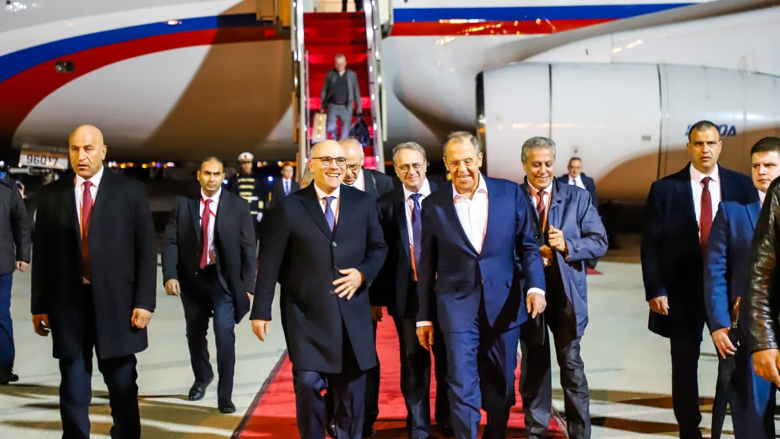 طابع بريدي تونسي روسي في الافق.. التفاصيل طابع بريدي تونسي روسي في الافق.. التفاصيل