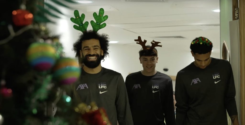 ماذا عن صغار غـ.ز.ة .. نشطاء ينتقدون صلاح بعد زيارته لمستشفى أطفال بإنجلترا