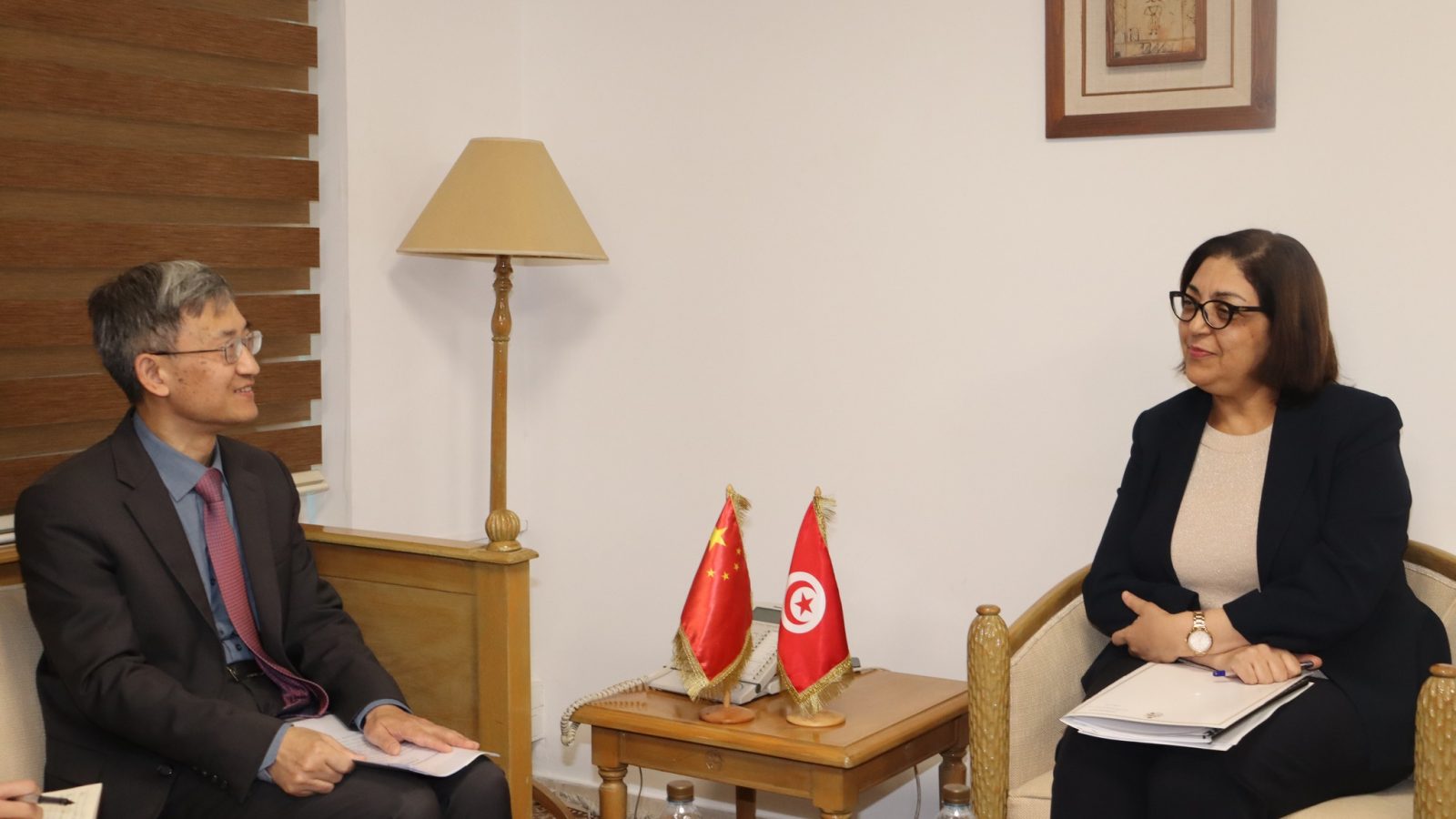 وزارة التجارة توجه طلبا الى الصين وزارة التجارة توجه طلبا الى الصين