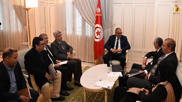 مشاريع البنية التحتية المدرسية في لقاء البوغديري بعميد المهندسين