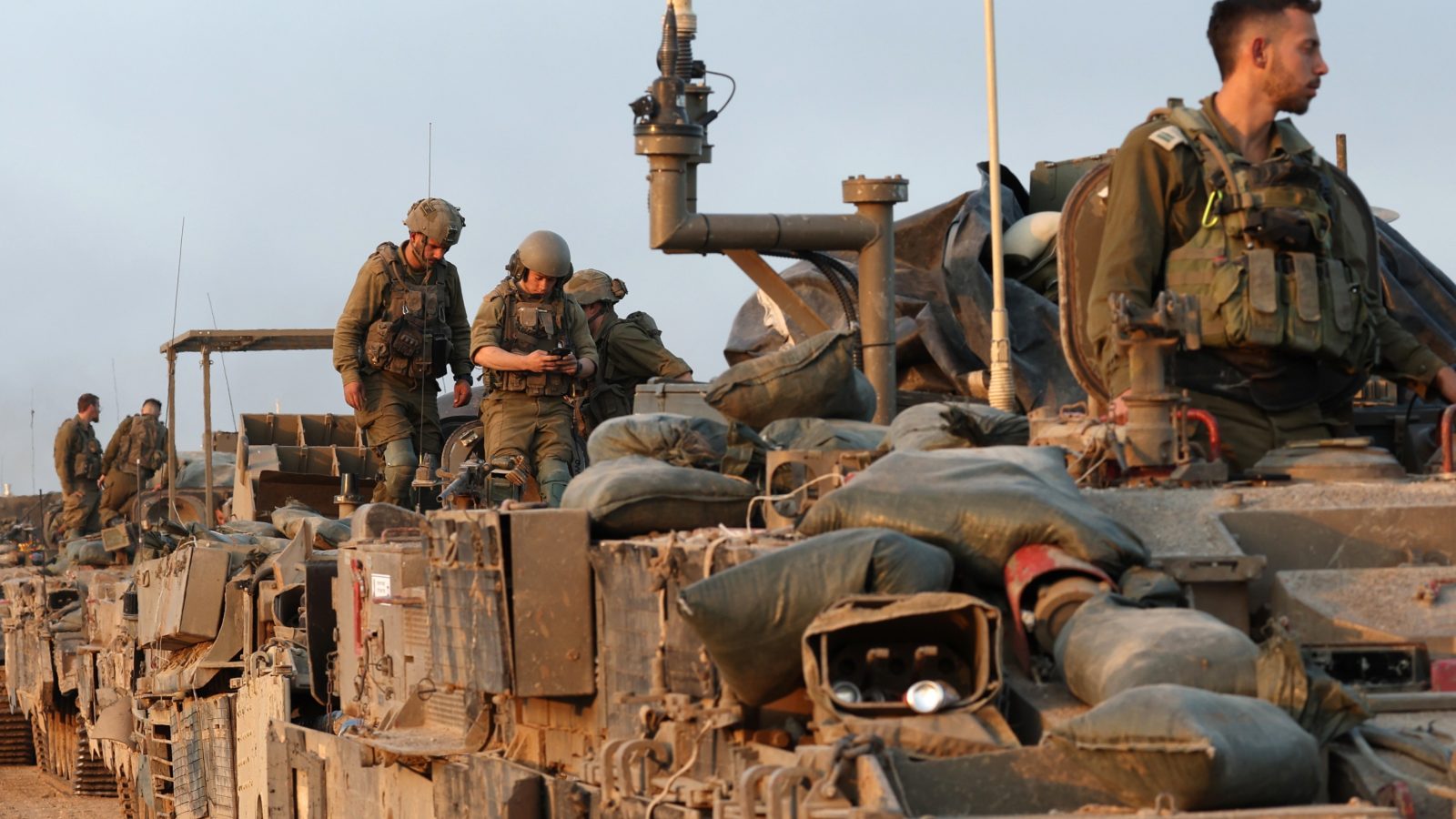 وفاة جندي إسرائيلي وإصابة 10 بمرض فطري في غزة وفاة جندي إسرائيلي وإصابة 10 بمرض فطري في غزة