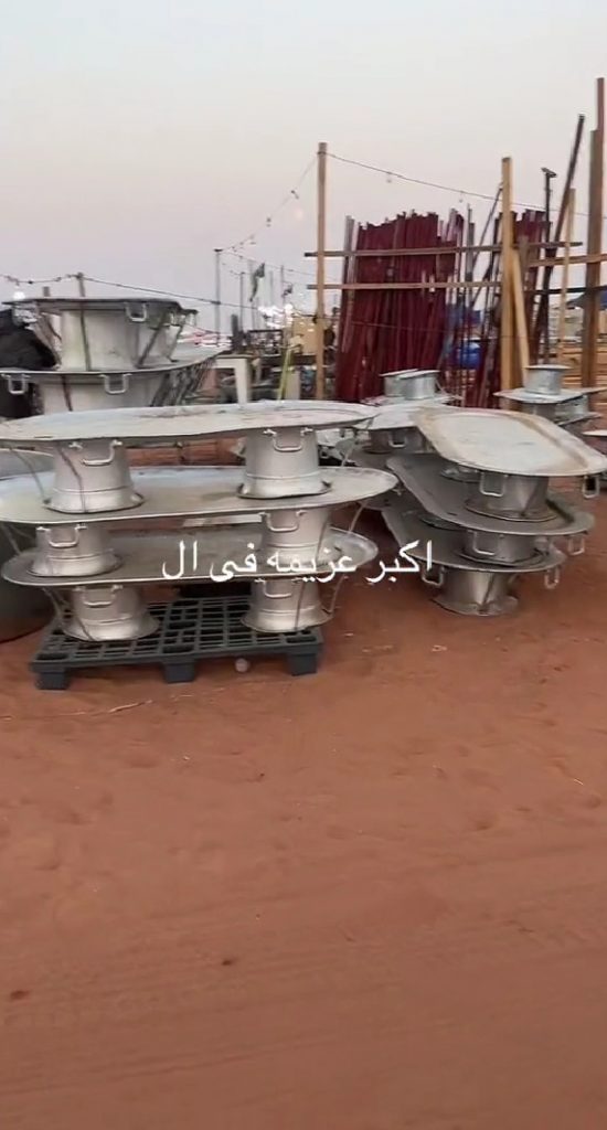 وليمة بـ36 جملا و400 خروف و7 آلاف سمكة !!