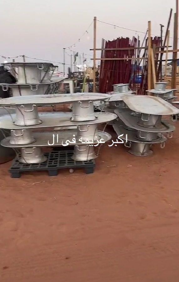 وليمة بـ36 جملا و400 خروف و7 آلاف سمكة !!