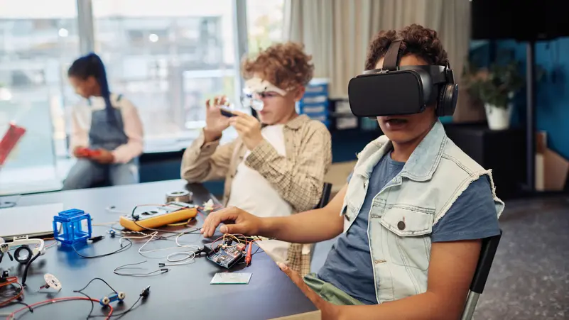 100 ألف طفل يتعرضون للتحرش يوميا.. و”ميتا” متهمة مجدداً