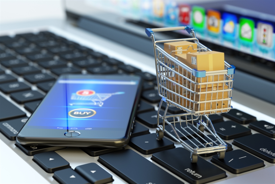 اشترى هاتفا عبر الإنترنت وهذا ما عثر عليه داخل العلبة! اشترى هاتفا عبر الإنترنت وهذا ما عثر عليه داخل العلبة!