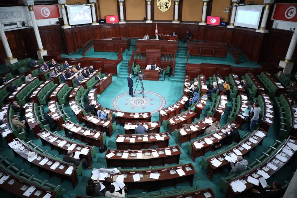 المسدي.. النواب لم يصرحوا بمكتسباتهم إلى اليوم