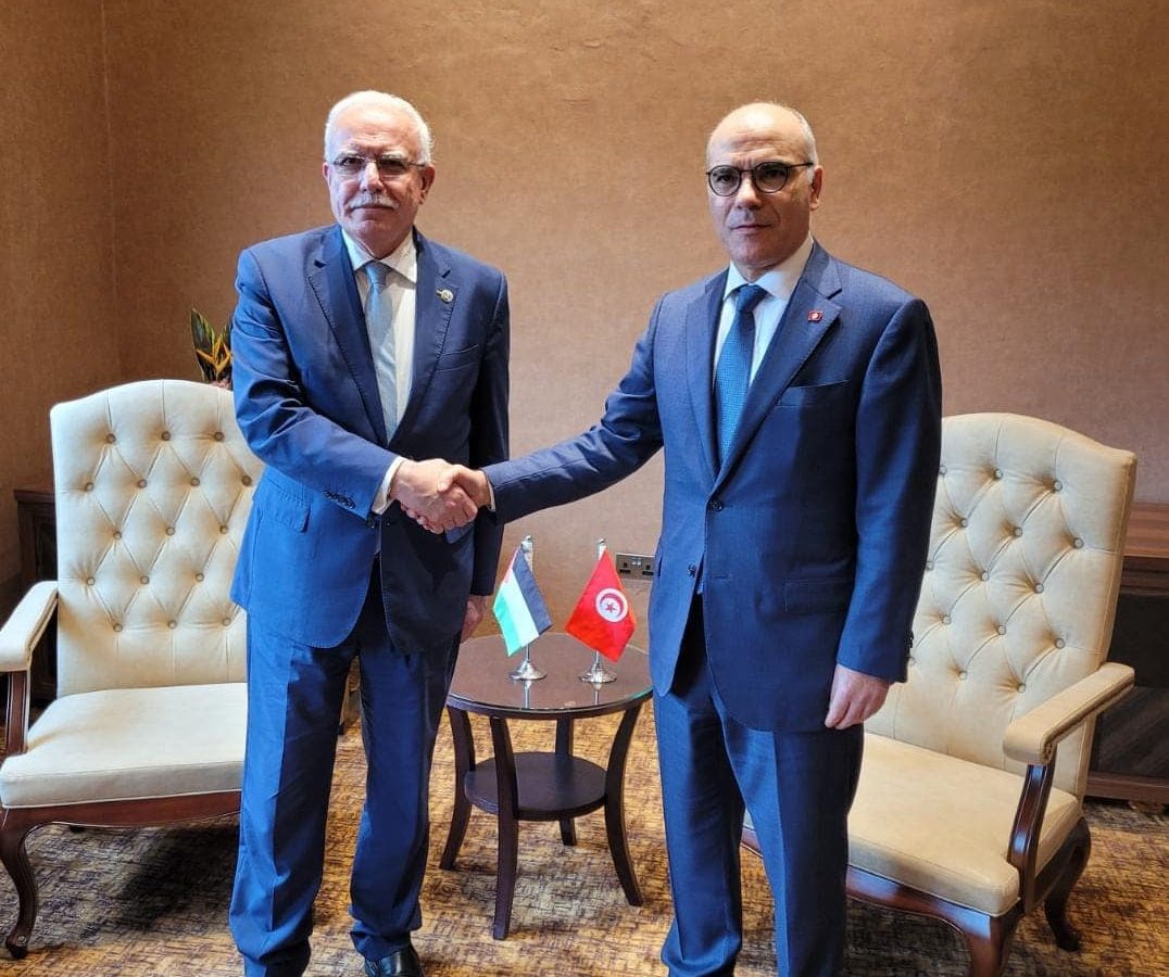 عمار لنظيره الفلسطيني: نصرة القضية مسؤولية أخلاقيّة وقانونيّة عمار لنظيره الفلسطيني: نصرة القضية مسؤولية أخلاقيّة وقانونيّة